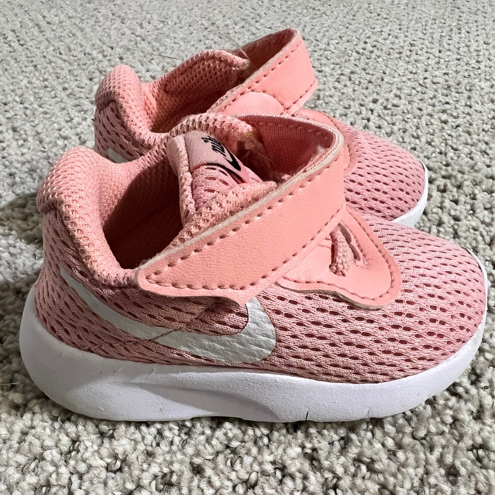 Nike Baby Pink Nike Shoes Size 3